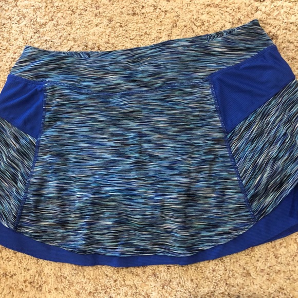 THREE ATHLETA WORKOUT SKIRTS! EUC! - Picture 5 of 5